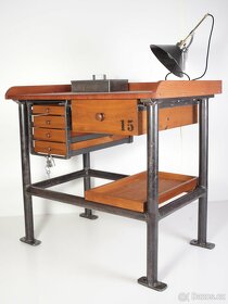 Industriální Pracovní Stůl - 18