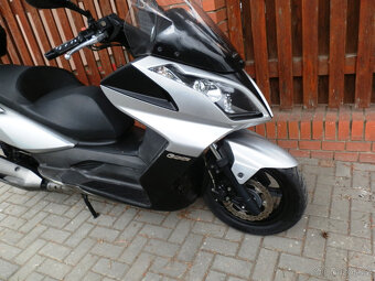 Kymco Downtown 300i - 18