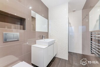 Prodej rodinný dům, 228 m2 - Brno - Líšeň, ev.č. 00949 - 18
