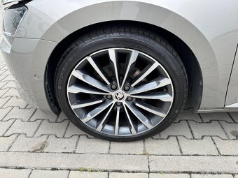 Škoda Superb 2.0 TDI 140 kW L&K DSG 4x4 / CZ / DPH - 18