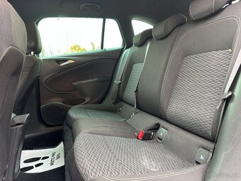 Opel Astra Sports Tourer 2019 - 18