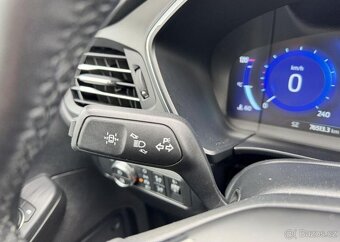 Ford Kuga 1.5 EcoBoost Titanium benzín manuál 110 kw - 18