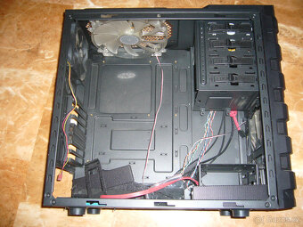 Zalman Cooler Master Corsair Antec/chieftec EuroCase - 18