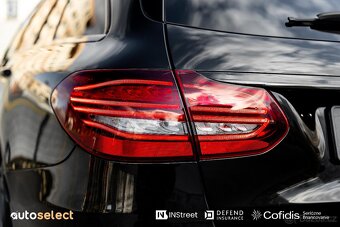 Mercedes Benz c300de 2021 - 18