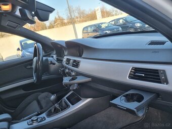 BMW E91 325D LCI 150kW Manual Tovární M Paket - 18