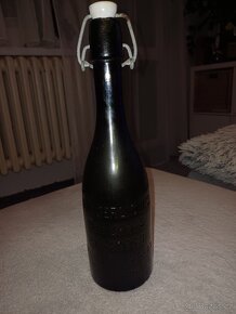 Pivni láhev KOMOTAU včetně patentniho uzávěru.Lékárnická láh - 18