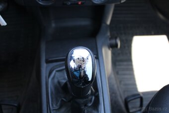 Škoda Fabia, 1,2i 47kw, 1.majitel,ČR,129.294km, r.v. 2004 - 18