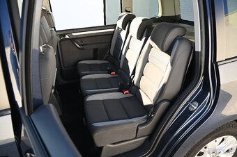 Volkswagen Touran 1.4TSI 103KW Highline 5/2013 - 18