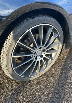 Mercedes-Benz E 220 D 4MATIC (4x4)-1.majitel - 18