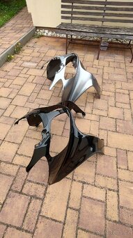 Kapota - maska na Suzuki Burgman 650 - 18