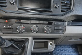 Crafter, DPH, Oboustr.dv.,1,9TDI,tažné - 18
