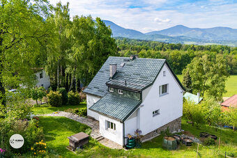 Dvougenerační rodinný dům s výhledem na Lysou horu – Malenov - 18