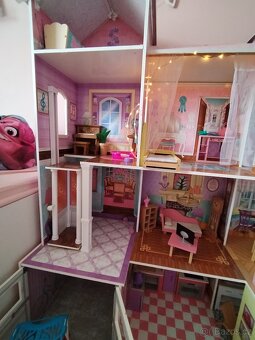 Velky dum pro barbie/panenky+vybava a panenky - 18