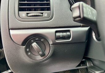 Škoda Yeti 1.2 TSI 77 kW ALU,Klima,Servis,PDC - 18