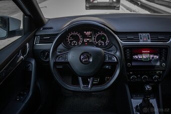 Škoda Octavia Combi 2.0 TDI RSDSG - 18