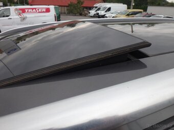 Ford Galaxy Titanium - 18