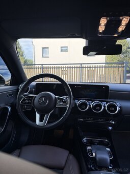 Mercedes-Benz A180 - 18