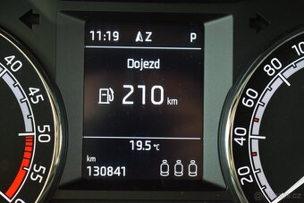 Škoda Octavia 2,0 TDi 110 kW, DSG,NAVI,servis,1.maj, - 18