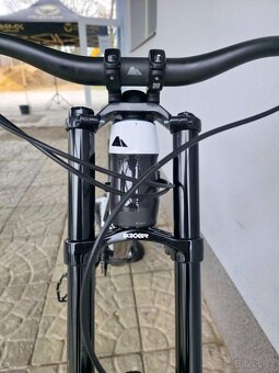 Downhill kolo Canyon Sender CF 9.0 Team Carbon 2018 27.5" - 18