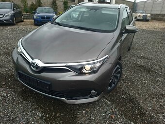 Toyota Auris 1.2turbo benzin,touring, 2017 ,edition sport - 18