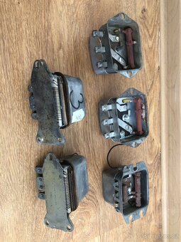 Prodám náhradní díly na motocykl ČZ 175 / 476 a čz 125/476 - 18