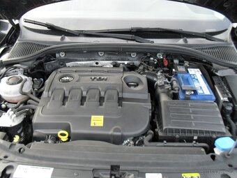 Škoda Octávia TDI Business automat dsg - 18
