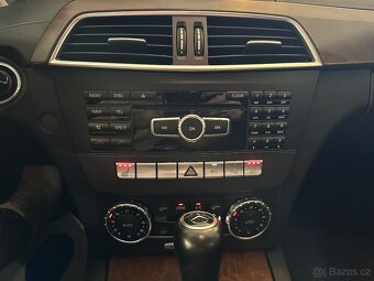 MERCEDES-BENZ C 220 CDI 125KW 7G TRONIC TOP VÝBAVA ELEGANCE - 18