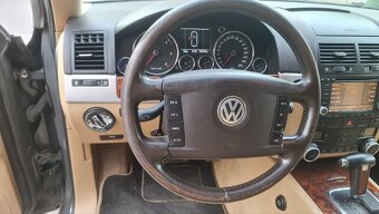 VW Tuareg, 2.5l - 18