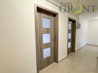 Prodej bytu 2+1 s balkónem, 60 m2 - Karviná - Nové Město - 18