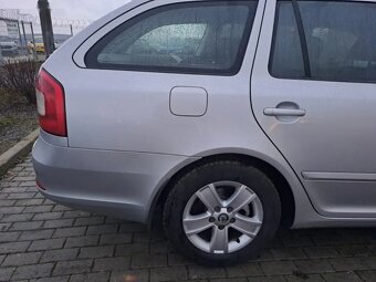 Škoda Octavia, 1.9TDI 77KW PĚKNÁ,ZACHOVALÁ - 18