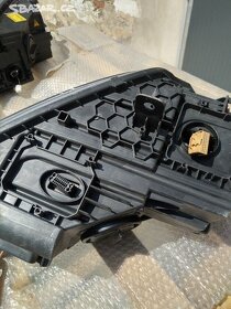 Xenony skoda yeti lift 13-17 pravý levy LED - 18
