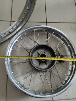 Ráfky , kola , bubny , štíty - 18