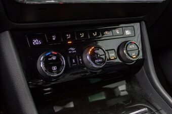 Škoda Superb Combi L&K 2.0 TSI 140 kW DSG - 18