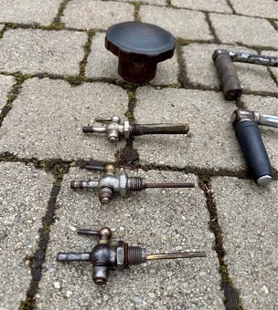 Jawa perak, pulbuben, Ogar - díly - 18