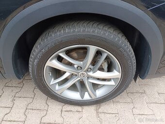 MG EHS PHEV Luxury 1.5 190kW AUT. 53tkm Panorama Virtual LED - 18