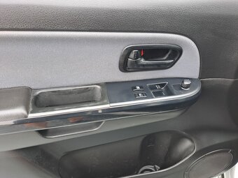 Suzuki Grand Vitara 1.6i 16V 4x4 - 18