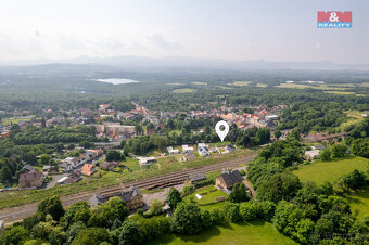 Prodej pozemku k bydlení, 991 m², Hrob, ul. Husova - 18