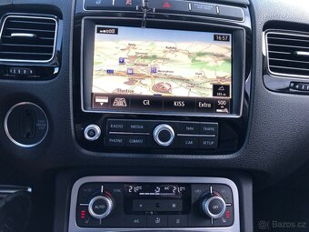 Volkswagen Touareg 3.0TDI V6 4MOTION R-Line 2016 - 18