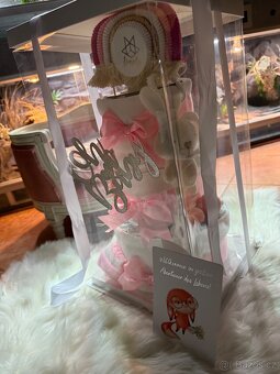 LUXUSNÍ PATROVÝ DORT Z DĚTSKÝCH PLEN+HRAČKA - 18