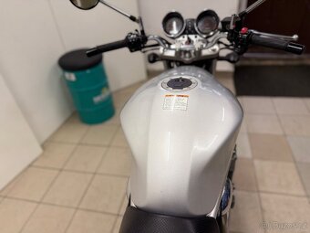 SUZUKI GSF 600 N BANDIT - 18
