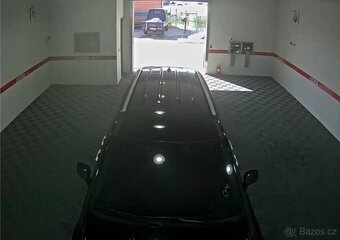 Kia Carnival 2.2-9 MÍST-VŮZ NA CESTĚ - 18