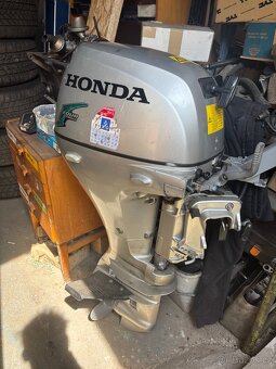 Nafukovací člun + Motor - 18