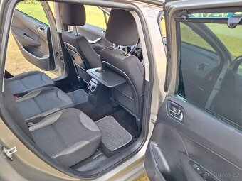 Peugeot 308 SW 7místné - 18