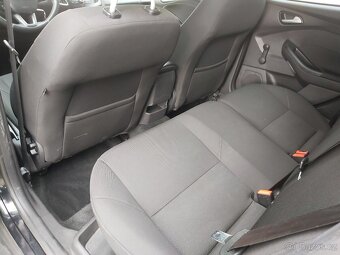 Ford Focus 1.5 TDCi, 2015, pěkný stav - 18