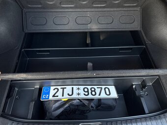 KIA Ceed SW 1,5 T-GDI 118kW ZÁRUKA r.2023 - 18