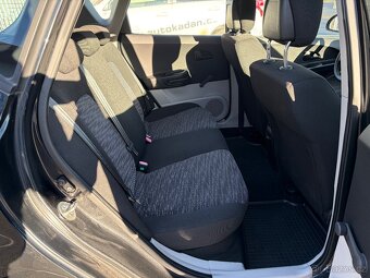 Kia Cee´d, 1,6 CRDi 84kW, 1. MAJITEL - 18