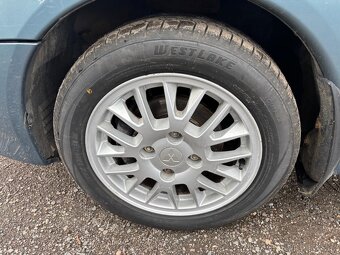 Mitsubishi Space Star 1.6i - 18