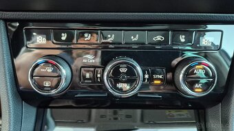 Škoda Superb 2.0 TDi 110KW DSG 2019 L&K ZÁRUKA - 18