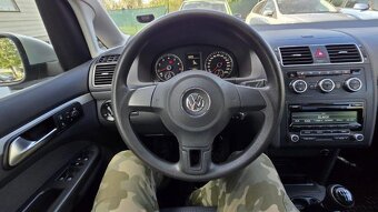 VOLKSWAGEN TOURAN 1.2TSI TRENDLINE 7MÍSTNÝ - 18