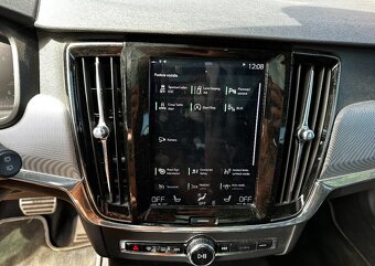 VOLVO V90 R-DESIGN D5 AWD, PANO, 173 kW, 2017 + ZIMNÍ KOLA - 18